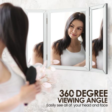 Why a Trifold Bathroom Mirror Beats a Flat Mirror for Everyday Use