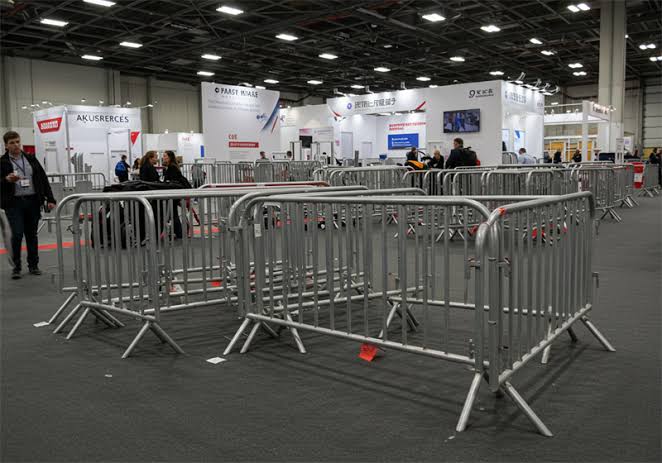 How Crowd Control Barriers Improve Safety and Flow at Large Public Events