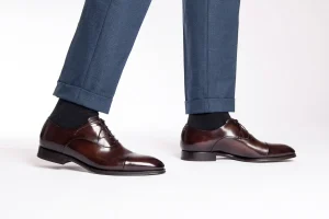 Men’s Oxford Shoes: A Complete Guide to Choosing Timeless Dress Footwear